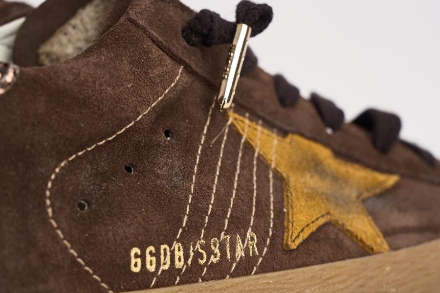 Sneakers donna Superstar in suede marrone GWF00102 F00810055736 GOLDEN GOOSE 