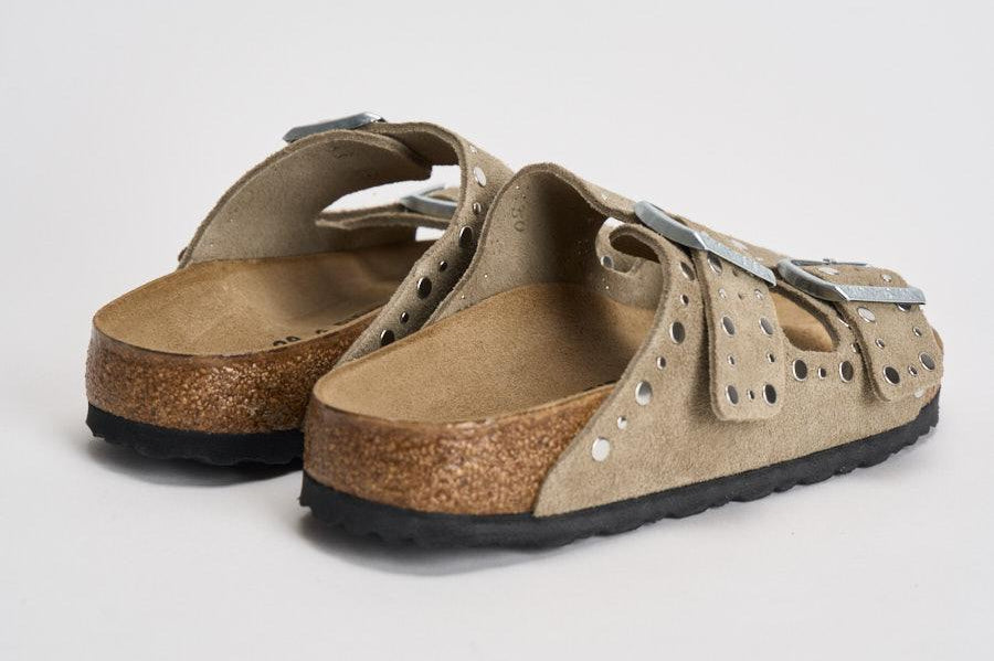 Sandalo donna beige effetto suede  con borchie 1029390 TAUPE BIRKENSTOCK 