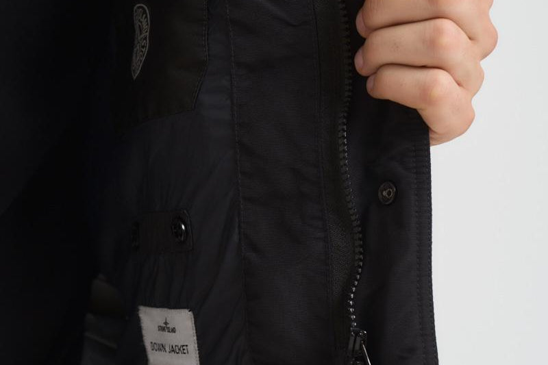 Piumino uomo nero 4100010 S0A23V0029 STONE ISLAND 