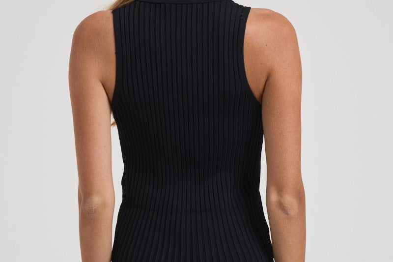 Top a coste scollo a V donna KENZIE BLACK IRO 