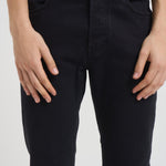 Jeans uomo slim fit in denim nero J100007S0J11 VJ901 STONE ISLAND 