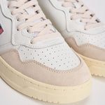 Sneakers uomo Medalist low in suede beige e caramello AULM LS02 AUTRY 