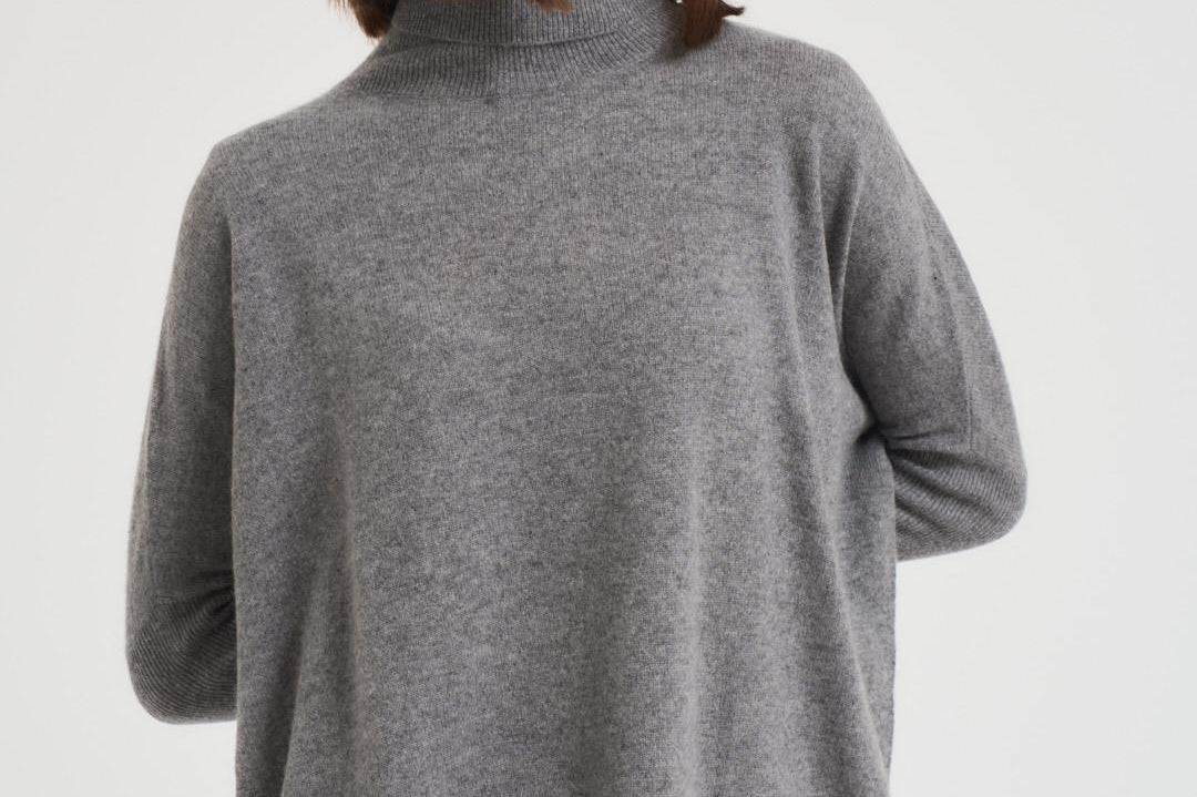 Dolcevita donna in cashmere grigio CLARA DARKHEATHERWAY ABSOLUT CASHMERE. 