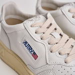 Sneakers Medalist Low donna bianca AULW LL15 AUTRY 