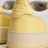 Sneakers donna Medalist gialla AULW WB63 AUTRY 