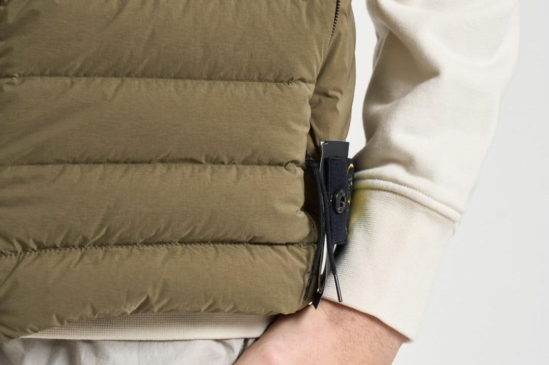 Gilet uomo con zip verde oliva G100007 S0183V005G STONE ISLAND 