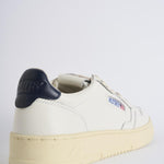 Sneakers uomo in pelle bianca con spoiler AULM LL12 AUTRY 