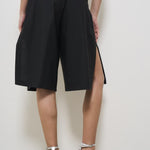 Bermuda donna neri con spacchi BRENDA W0217T0002 HAIKURE 