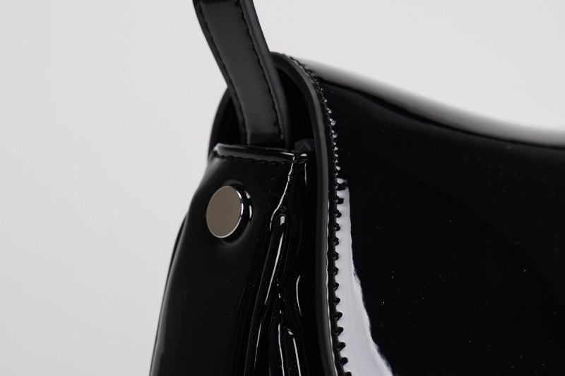 Borsa donna Play nera lucida X10202 P6255HA881 DIESEL 