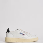 Sneakers Medalist low uomo nera e bianca AULM LL22 AUTRY 