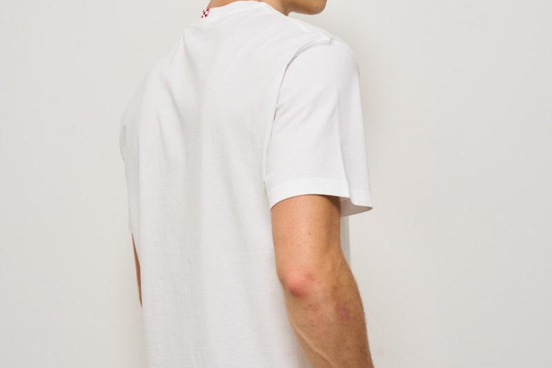 T-shirt uomo girocollo bianca con stampa SAVEFORCAR 01NEB MC2 SAINT BARTH 