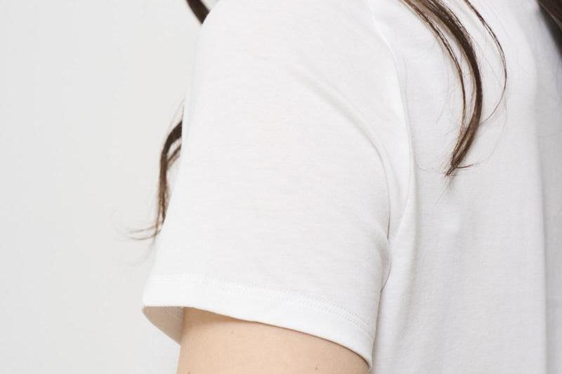 T-shirt donna bianca con logo rosa MA033 270 ELISABETTA FRANCHI 