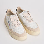 Sneakers donna medalist low in suede e nera AULW LS21 AUTRY 