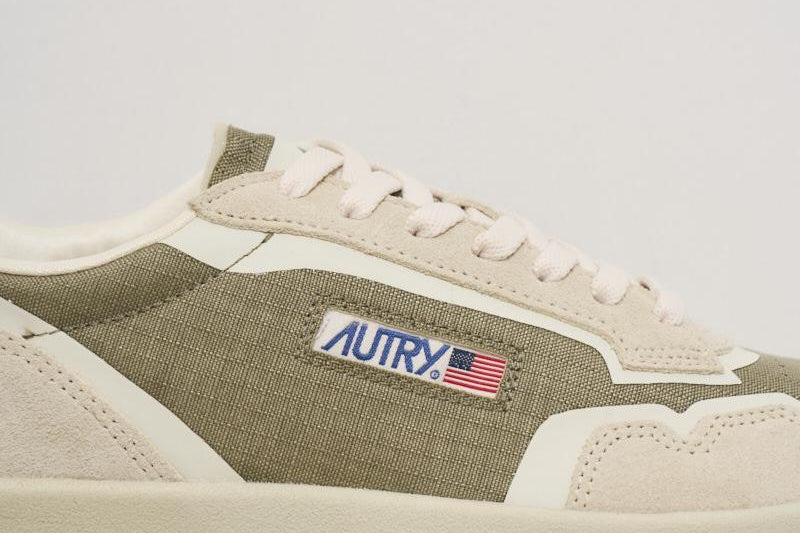 Sneakers uomo Wildpace verdi LDLM CO03 AUTRY 