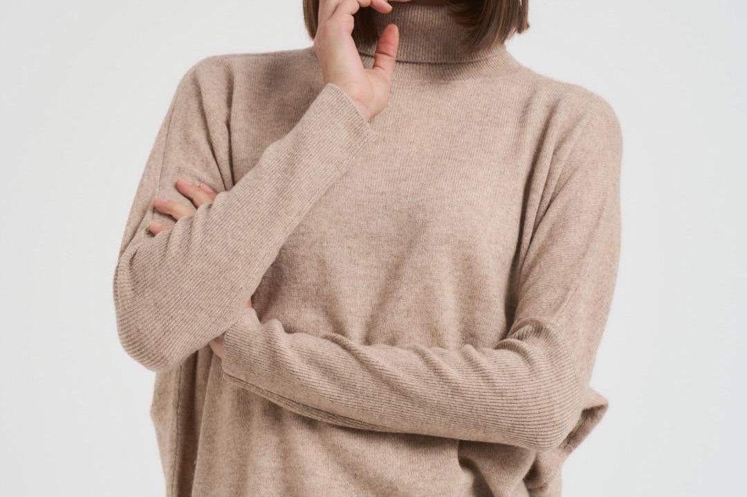 Dolcevita donna in cashmere beige CLARA CHESTNUT ABSOLUT CASHMERE. 