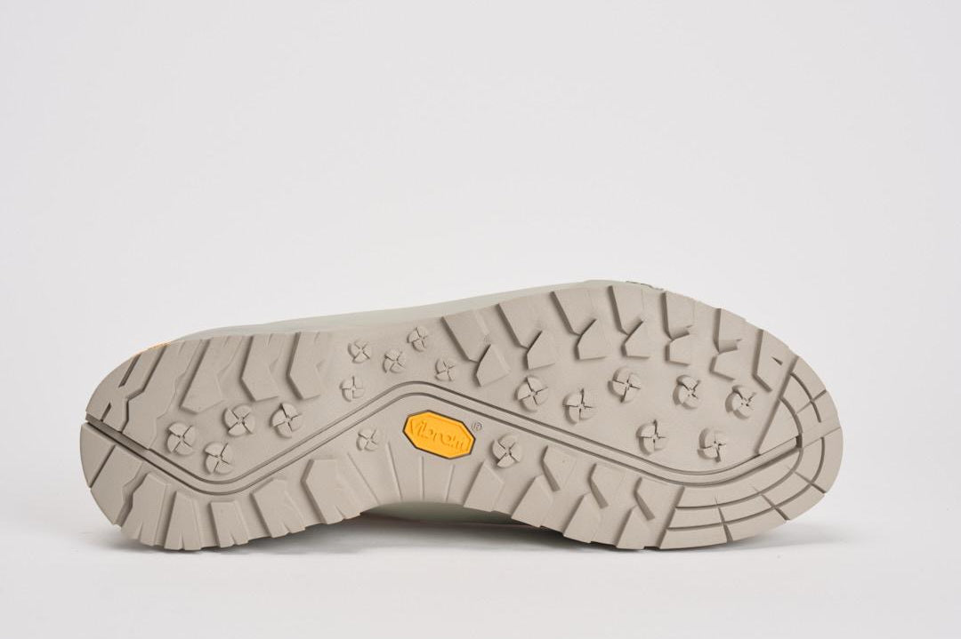 Sneakers uomo Glenclyffe bianco e grigio NF0A817B 6S41 THE NORTH FACE 