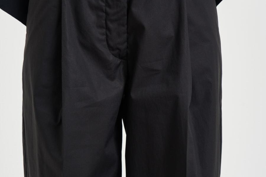 Pantalone donna ampio nero AXEL T0002BLACK THE LATEST 