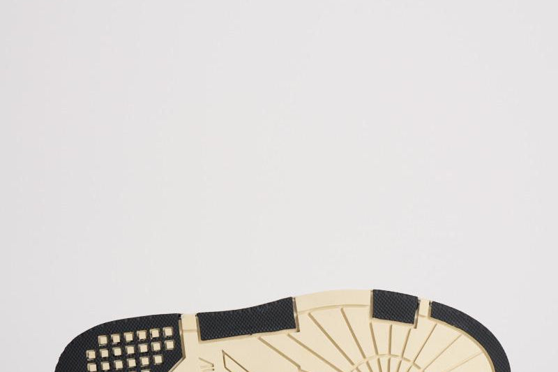 Sneakers uomo Rolm bianca e nera ROLM MM04 AUTRY 