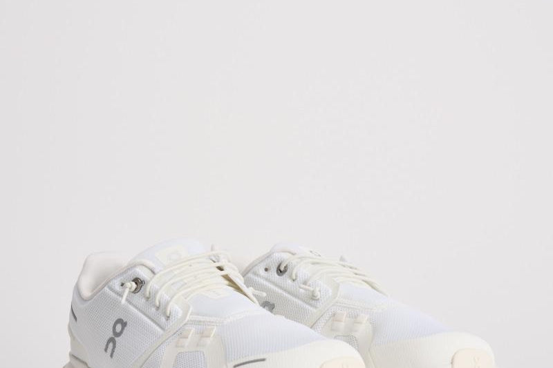 Sneakers Cloud 6 uomo bianca CLOUD6 WHITE ON RUNNING 
