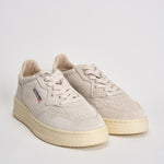 Sneakers donna Medalist low in suede beige AULW UH01 AUTRY 