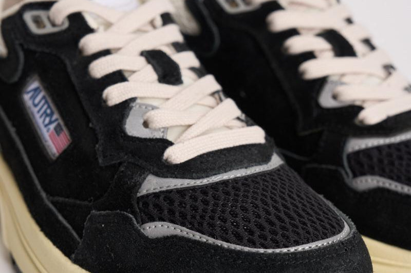 Sneakers donna Hyperway Low nera HYLW UM07 AUTRY 