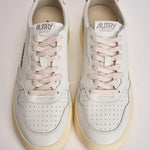 Sneakers uomo Medalist low bianca e arancione AULM LL26 AUTRY 