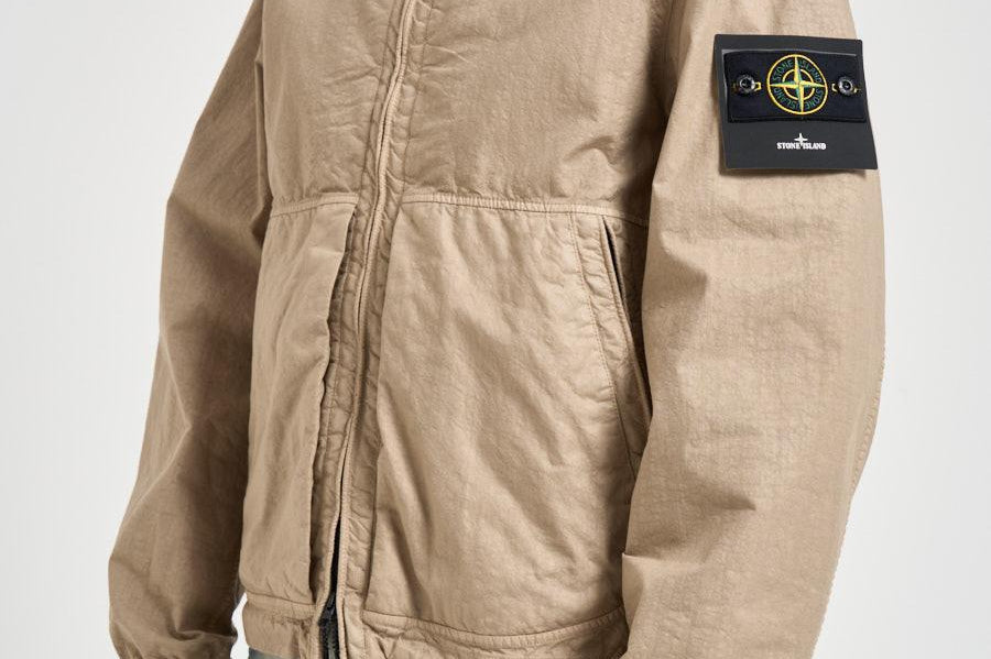 Giubbotto uomo in nylon sabbia 4100053 S0069V09A STONE ISLAND 