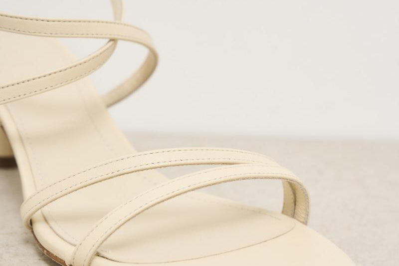 Sandali donna Maeve Nappa panna PRAR55ST156 CREAMY AEYDE 