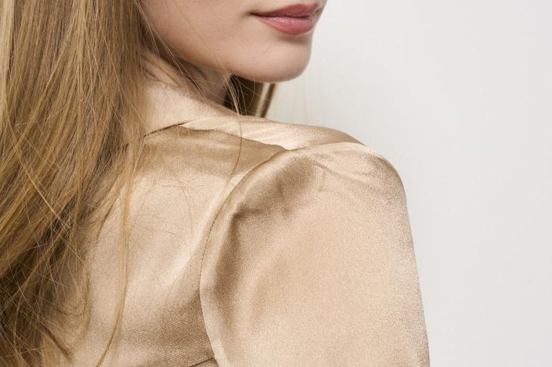 Camicia donna satinata beige Y5SM03 V56 SEMICOUTURE 