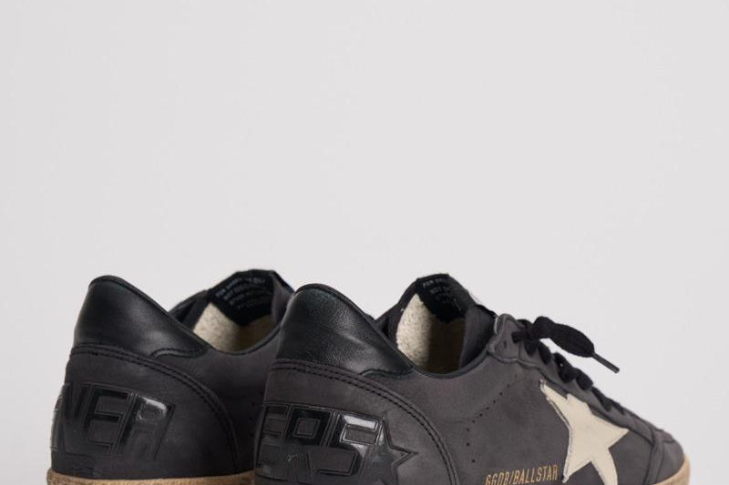 Sneakers uomo Ballstar vintage nero GMF00117 F00621560538 GOLDEN GOOSE 