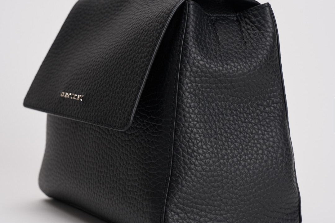 Borsa donna Sveva Soft Piccol a mano in pelle con tracolla nera B01999SOF NERO ORCIANI 