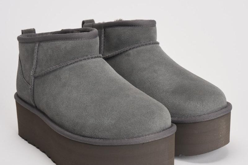 Stivale donna platform Ultra mini grigio 1135092 CHARCOLE UGG 