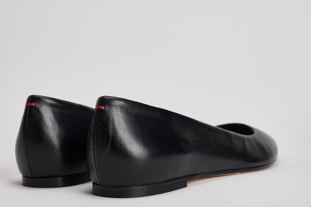 Ballerina donna a punta nera SNDP8FL130 BLACK AEYDE 