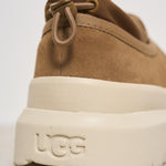 Scarpa bassa uomo Lo Lowmel in gomma e suede cammello 1144096 CHESTNUT UGG 