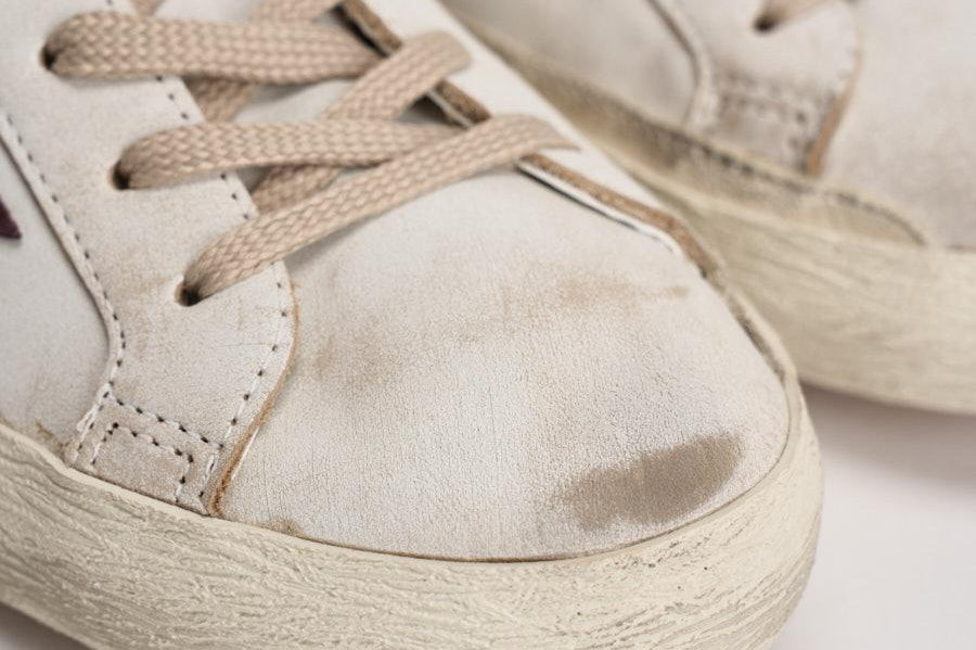 Sneakers uomo Super-star bianca e bordeaux GMF00101 F00811410350 GOLDEN GOOSE 