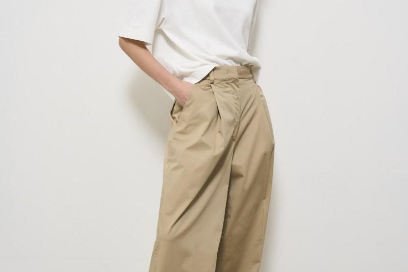 Pantaloni donna beige Axel AXEL T0194T0170 THE LATEST 