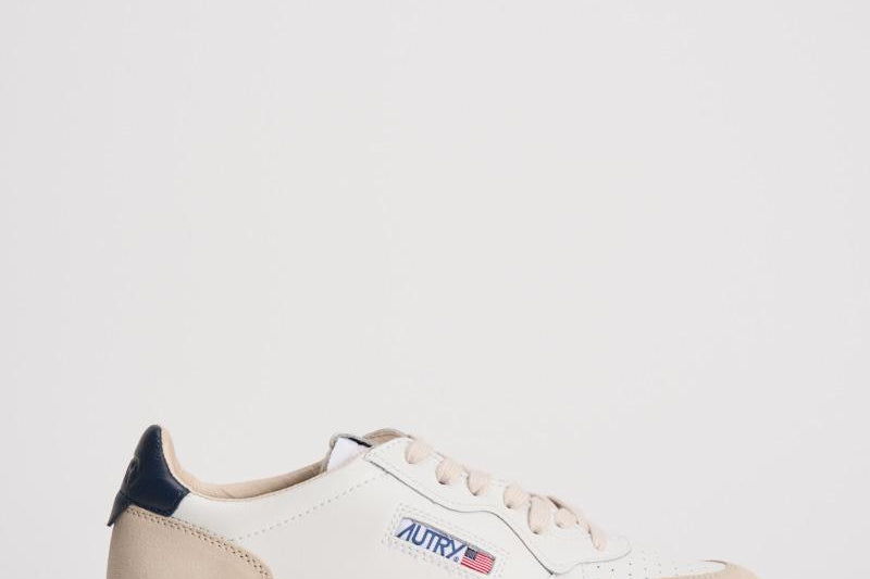 Sneakers uomo Medalist Low in pelle e suede AULM LS28 AUTRY 