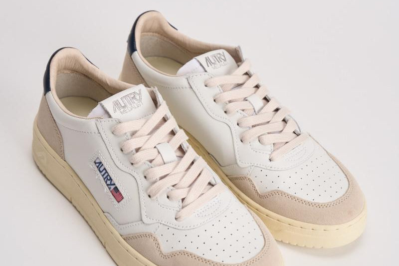 Sneakers uomo Medalist Low in pelle e suede AULM LS28 AUTRY 