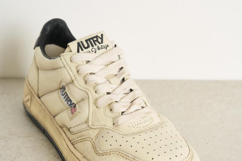 Sneakers donna Medalist effetto vintage AVLW AD01 AUTRY 