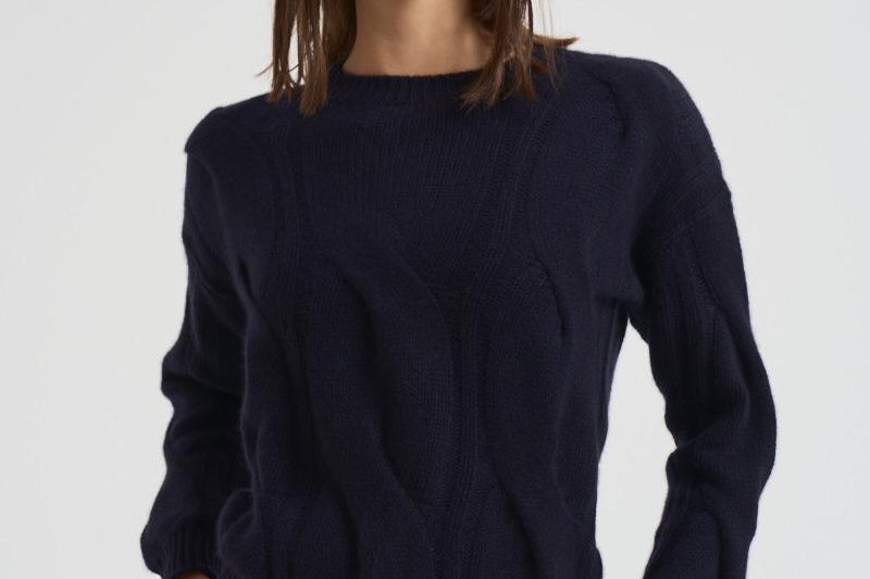 Maglione girocollo trecce donna Nils blu NILS 80MARINEFONCE KUJTEN 
