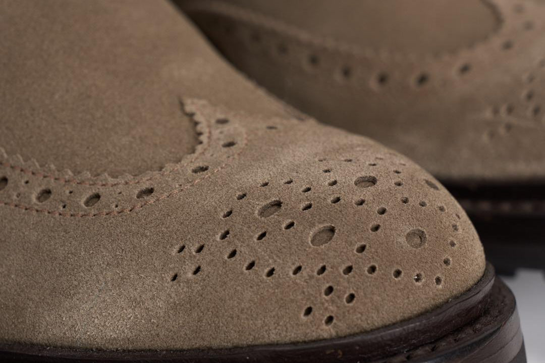 Stivali chelsea uomo Henry in camoscio biege HENRY VISONE TRICKER'S 