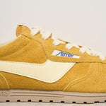 Sneakers donna Windspin in suede ocra SLWU B03 AUTRY 