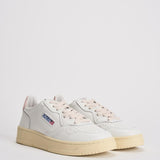 Sneakers donna medalist low in pelle bianca e rosa AULW LL16 AUTRY 