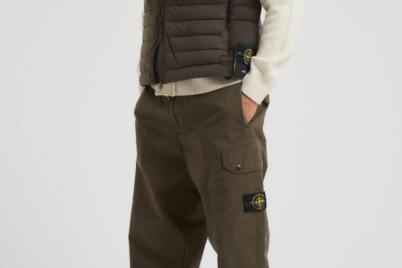 Gilet uomo Seamless Tunnel Nylon down-Tc nera G100004 S0183V0054 STONE ISLAND 