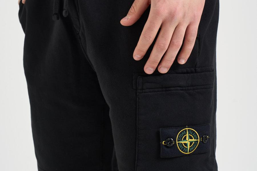Bermuda uomo in tuta nera 6200011 S0051V0029 STONE ISLAND 