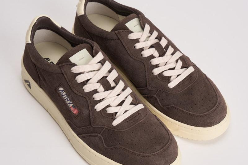 Sneakers uomo Medalist low suede marrone AULM UH08 AUTRY 