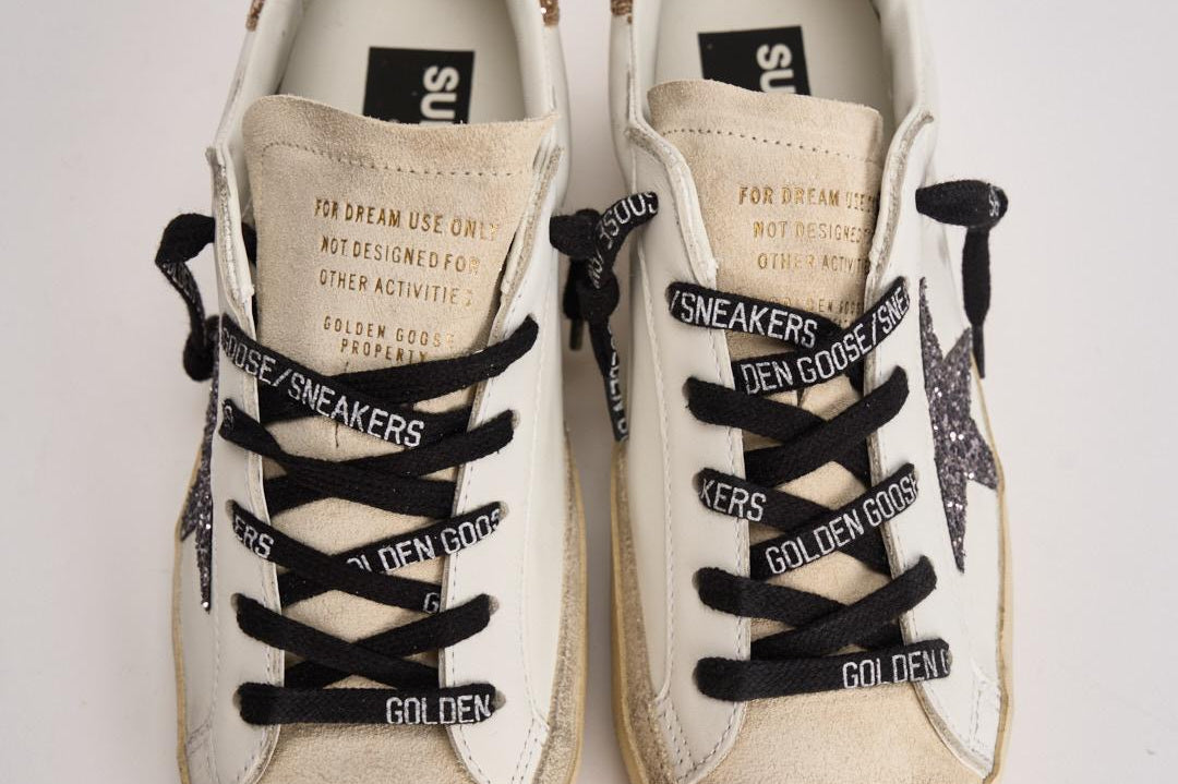 Sneakers donna Super star bianca e strass GWF00102 F00535882532 GOLDEN GOOSE 