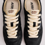 Sneakers donna Windspin in suede nera WSLW YN01 AUTRY 