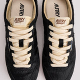 Sneakers donna Windspin in suede nera WSLW YN01 AUTRY 