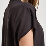 T-shirt donna in maglia marrone F6SA35 Y68 LIVIANA CONTI 